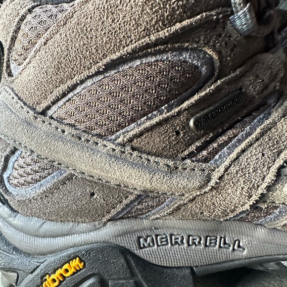 Merrell woman’s Moab 2 Mid waterproof hiking boot - Picture 2 of 8
